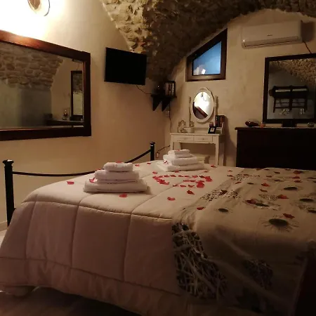 Antica Dimora Del Drengot Nyaraló